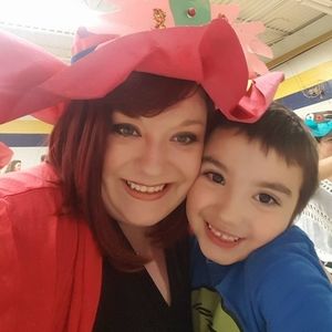 Meet your Posher, Crystal